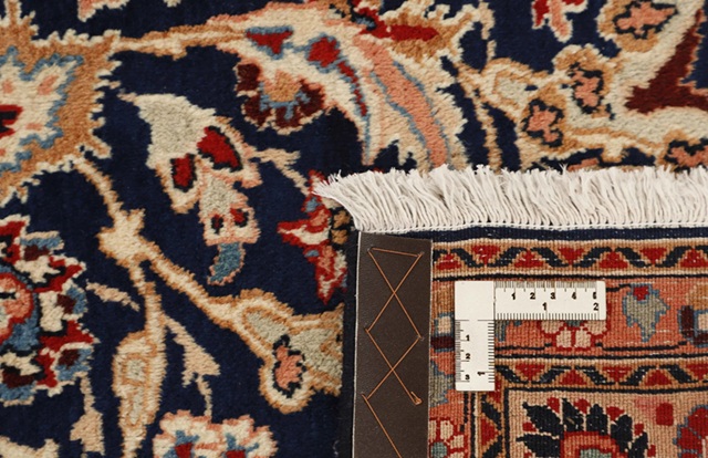 Moud Mahi käsinsolmittu 205x309