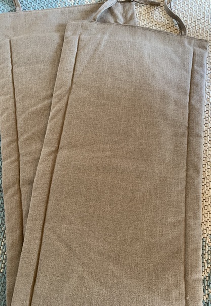 Pellava keinutuolinpehmuste beige