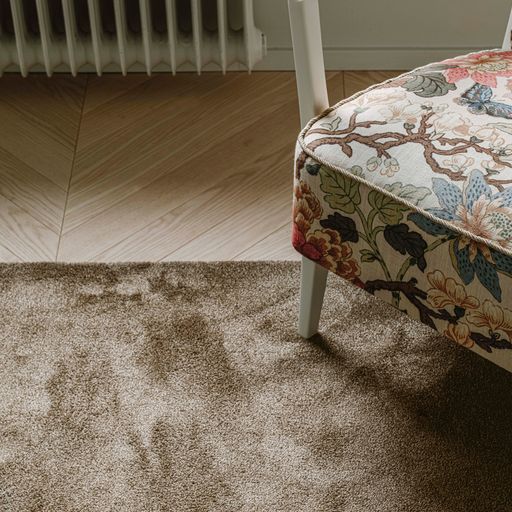 Sointu nukkamatto VM-Carpet (antrasiitti, 80 x 200)