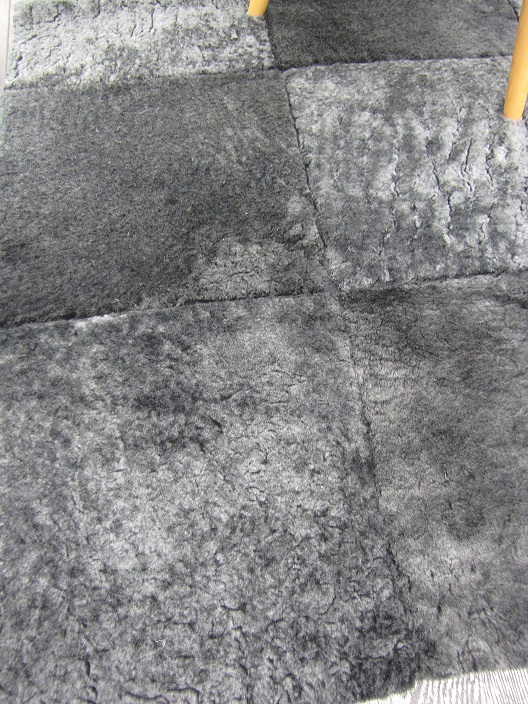 Taljamatto lammas tummanharmaa 90x152 cm
