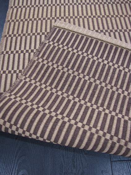 Woodnotes paperinarumatto 140x200 cm ruskeanbeige