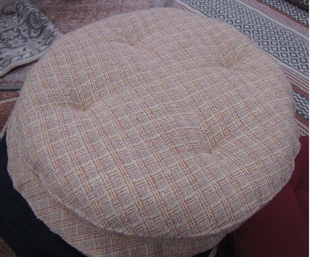 Pianotuolin pehmuste H-36 cm