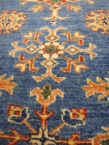 Kazak käsinsolmittu villamatto sininen 163x200 cm