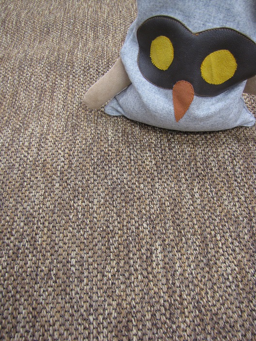 Vienna sileäksi kudottu matto - useita värejä