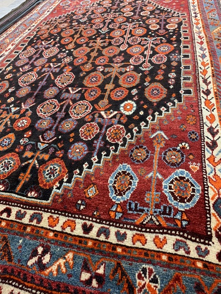 Kashqhai käsinsolmittu villamatto 152x234 cm