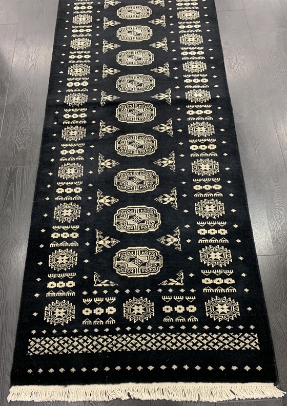 Bokhara käsinsolmittu villamatto musta 78x208 cm