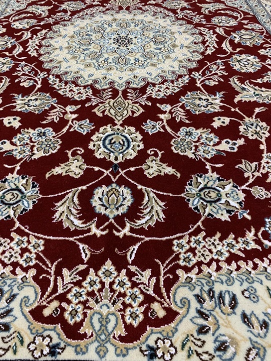 Nain 9 LA käsinsolmittu villamatto 152x244 cm