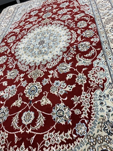 Nain 9 LA käsinsolmittu villamatto 152x244 cm