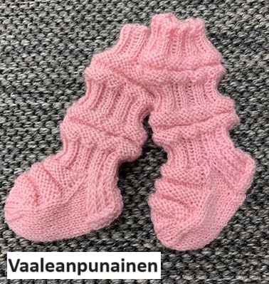 Junasukat - vauvan punainen sarja