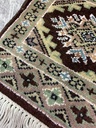 Pakistan pienet käsinsolmitut villamatot ruskea 30x30 cm
