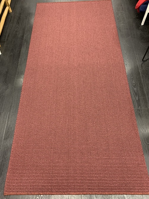 Sisal tummanpunainen 90 cm leveä