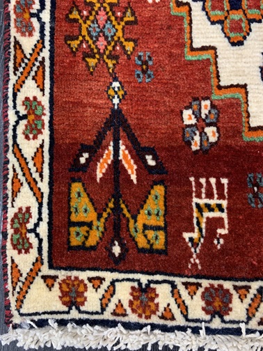 Kashqhai käsinsolmittu villamatto 65x62 cm