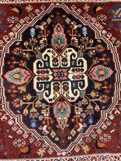 Kashqhai käsinsolmittu villamatto 62x63 cm