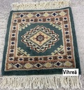 Pakistan pienet käsinsolmitut villamatot 30x30 cm - lajitelma