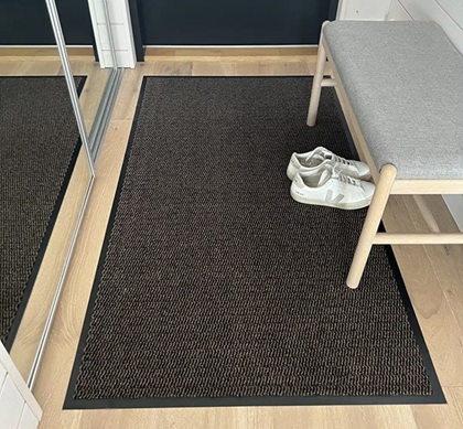 Rum kuramatto - usea väri