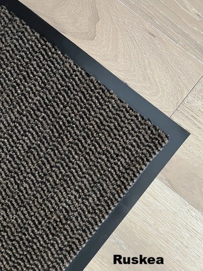 Rum kuramatto - usea väri