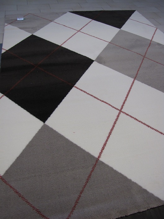 Maisenze nukkamatto salmiakki 240x330 cm