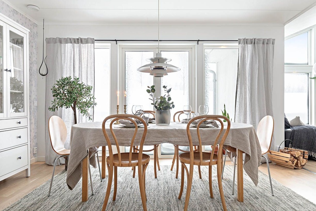 [SAFIR160230VAALEAVÄRIKÄS] Safir villamatto - useita värejä (vaalea värikäs, 160 x 230)
