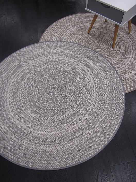 Essenza jokatilan matto harmaa tai beige