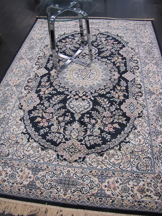 [9148763161160230S] Royal Palace viskoosimatto tummansininen medaljonki (160 x 230)