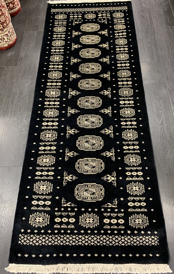 [Bokhara9078208MUSTA] Bokhara käsinsolmittu villamatto musta 78x208 cm