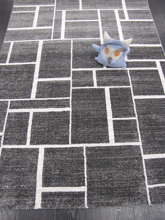 [34121316180150ANTRA] Piazza nukkamatto tumma-viivat