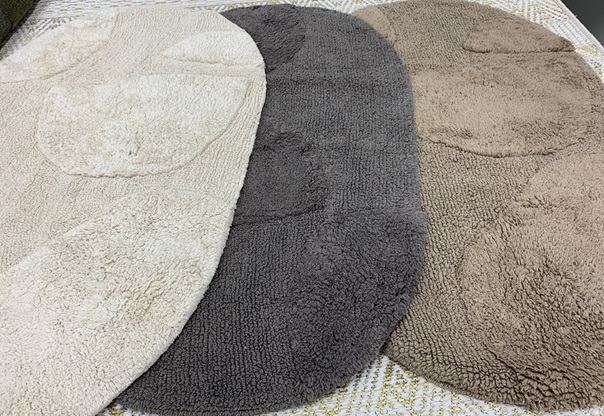 [BOAZ60100VAALEA] Santiago kylpyhuonematto ovaali 60x100 cm (vaalea)