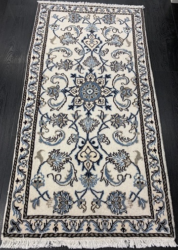Nain Kashmar käsinsolmittu 71x136 cm