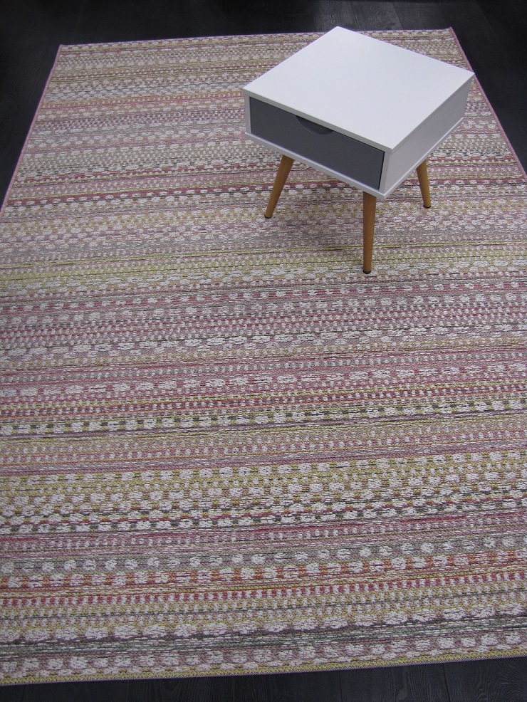 Toscana värikäs kuviollinen